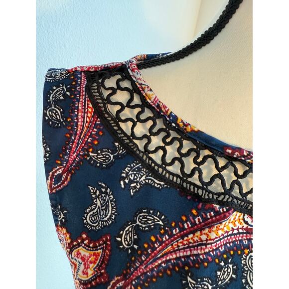 Paisley Sleeveless Blouse / Crochet Neckline –Boho Chic Top | Soft & Light| Sz M - Picture 3 of 4